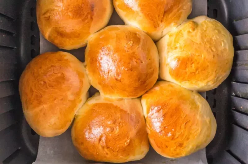 panecillos para cenar hechos en la freidora de aire